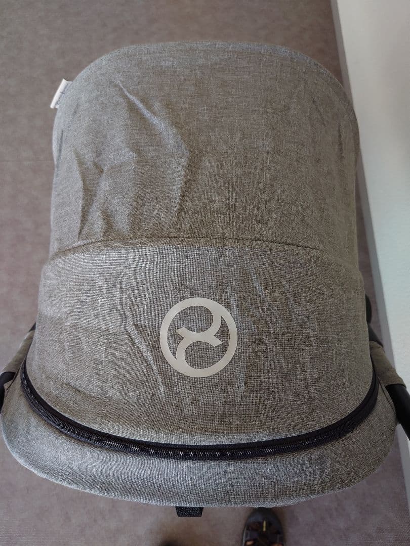 サイベックス イージーエス　Cybex EEZY S 札幌　おまけ付き