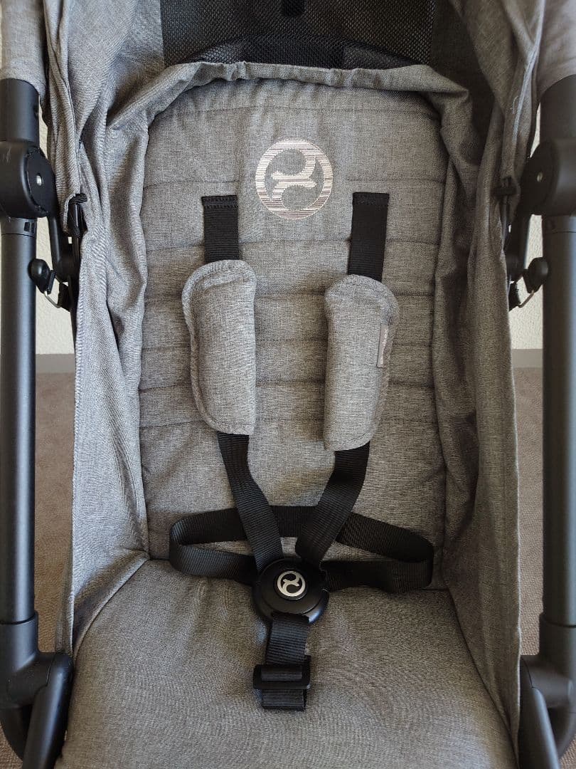 サイベックス イージーエス　Cybex EEZY S 札幌　おまけ付き
