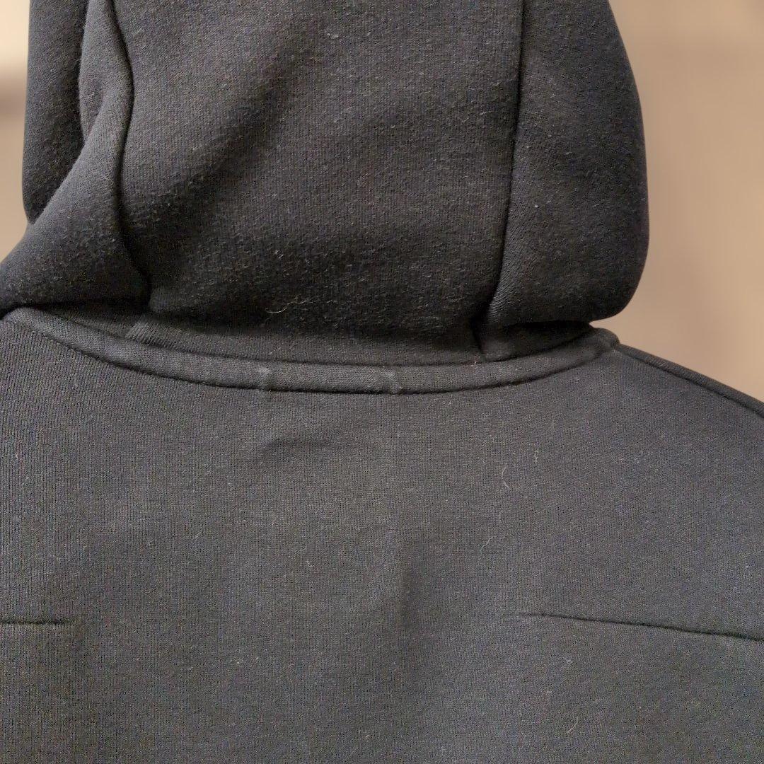 海外限定色　NIKE テックフリースパーカー