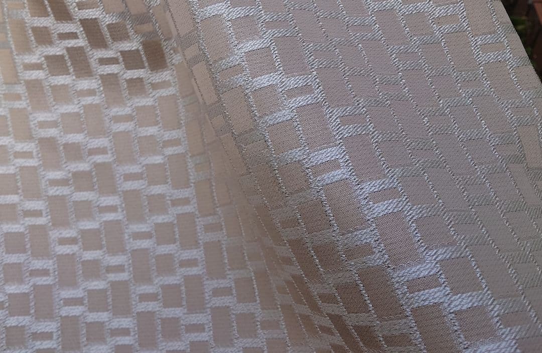 激安！希少！国内高級一流メーカー新品未使用現行モデル！大型両開き仕様-②　遮光