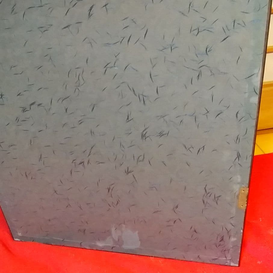 押し絵　着物尽くし　金の2曲屏風