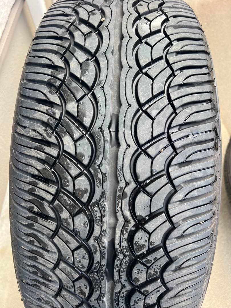 きょんヨコハマタイヤ　PARADA Spec-X 275/55r20