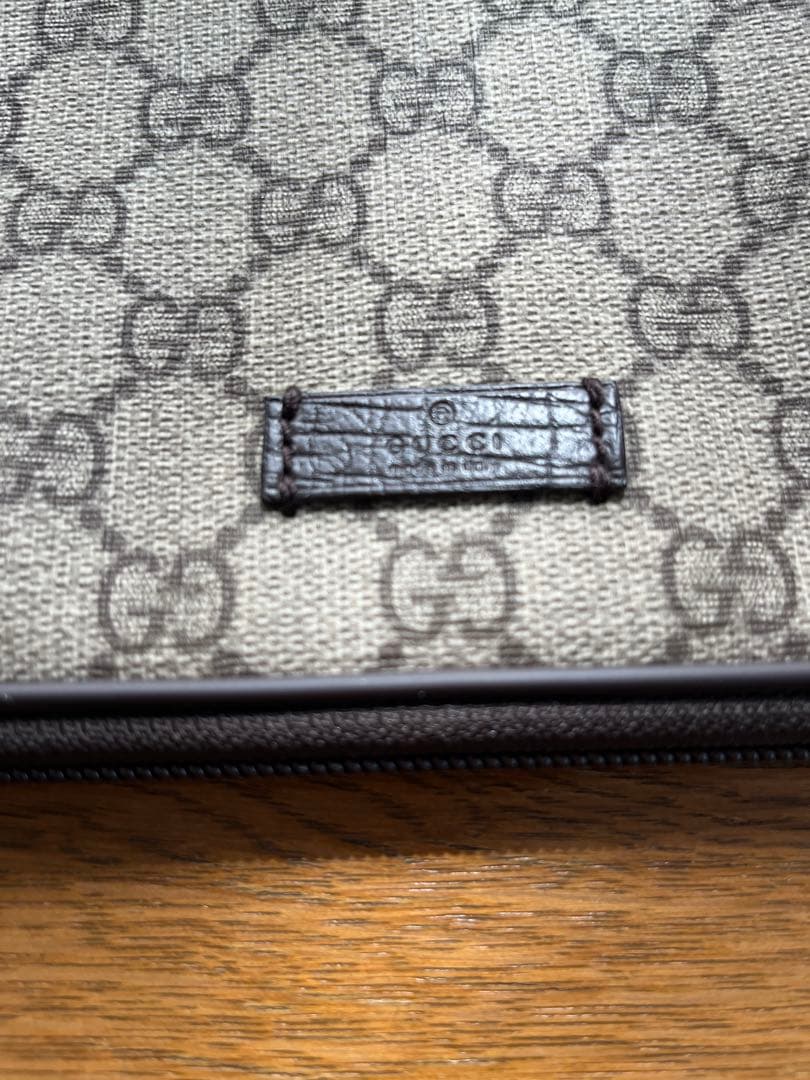 GUCCI グッチ ネクタイケース　モノグラム