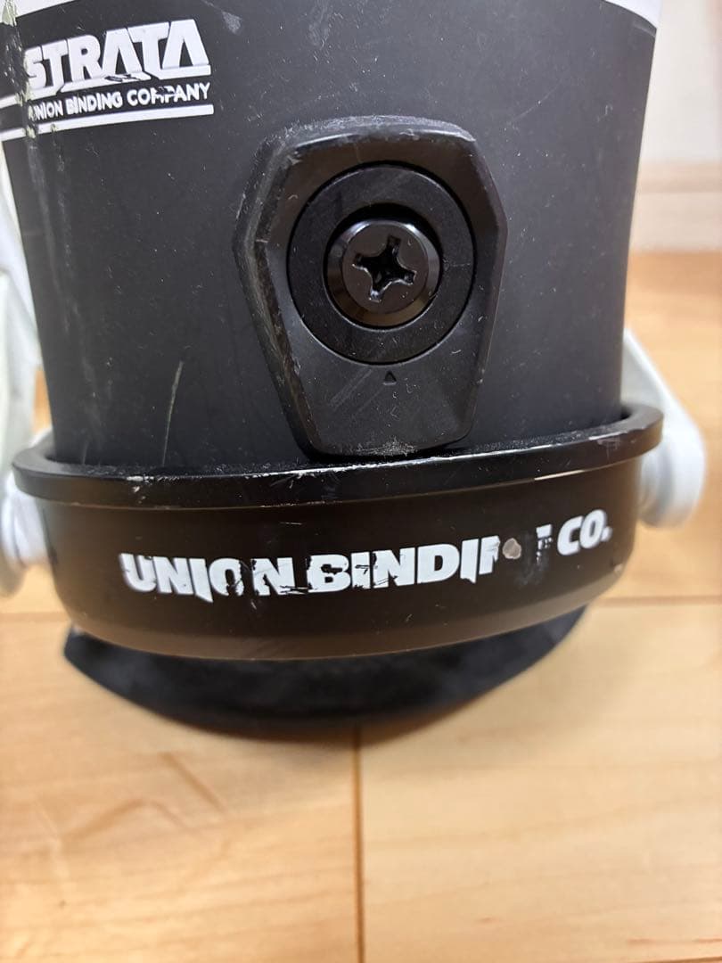 UNION STRATA スノーボードビンディング