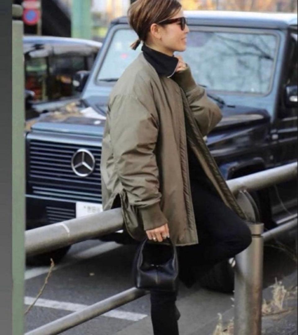 ちえみ　1度のみ使用　キャラクス　CALUX キルティングダウンジャケット