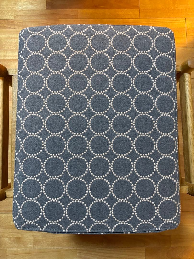 カイ•クリスチャンセン×宮崎椅子製作所 ペーパーナイフソファ　オットマン