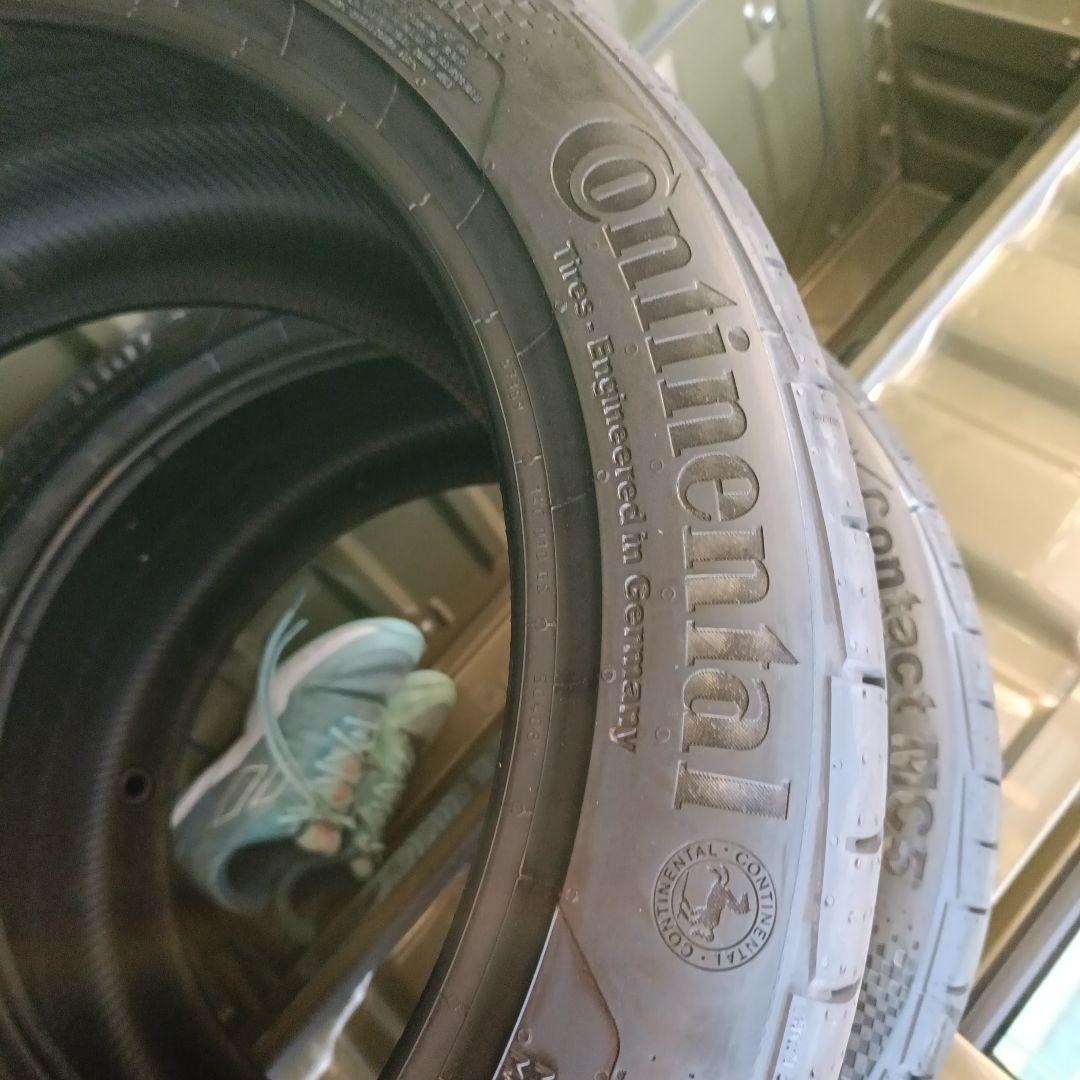コンチネンタル　新品未使用ノーマルタイヤ2本　225/45R17　23年式