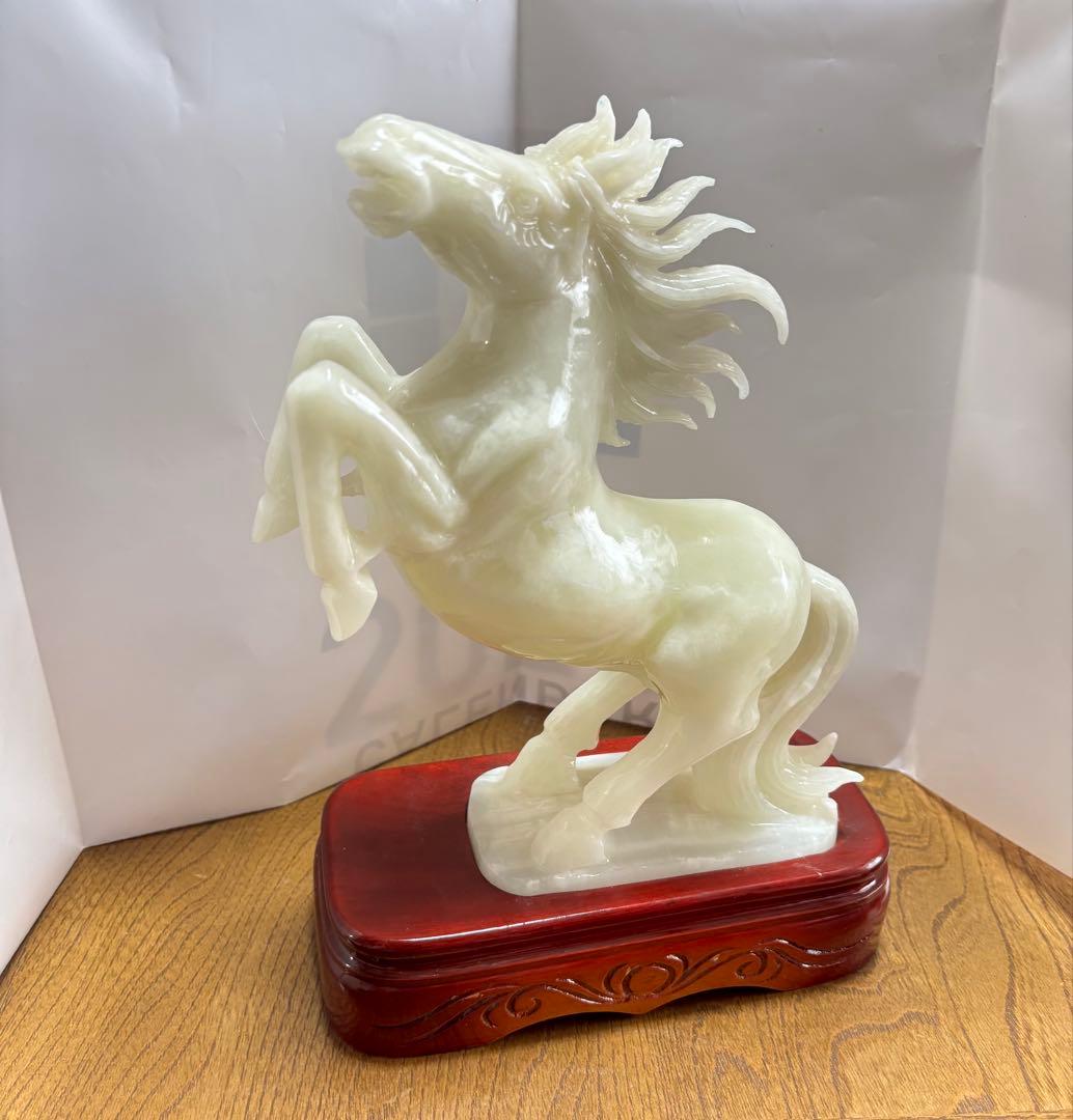 骨董品　玉製　馬