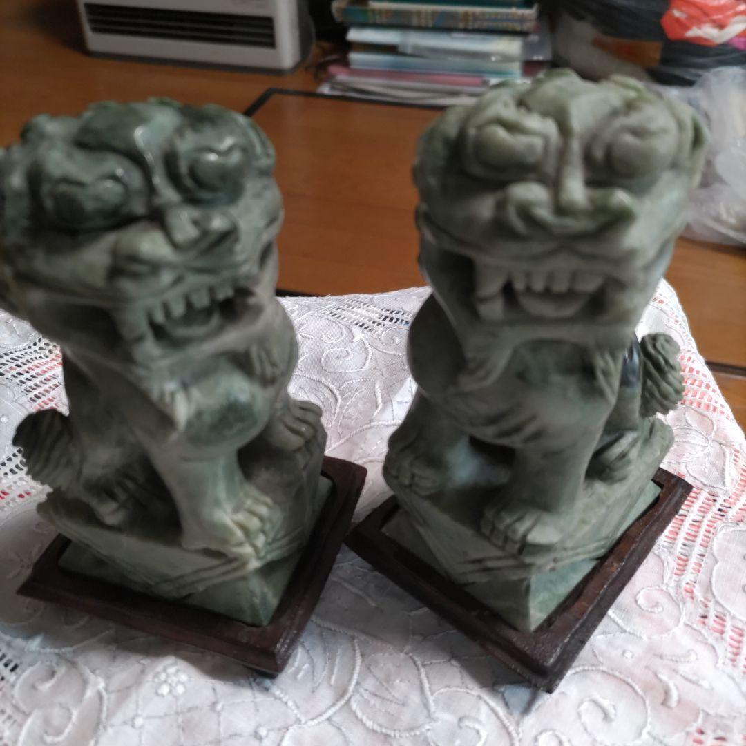大幅値下‼️《玉彫、獅子ペア彫刻置物》（未使用保管品）玉石、金開運、魔除1558