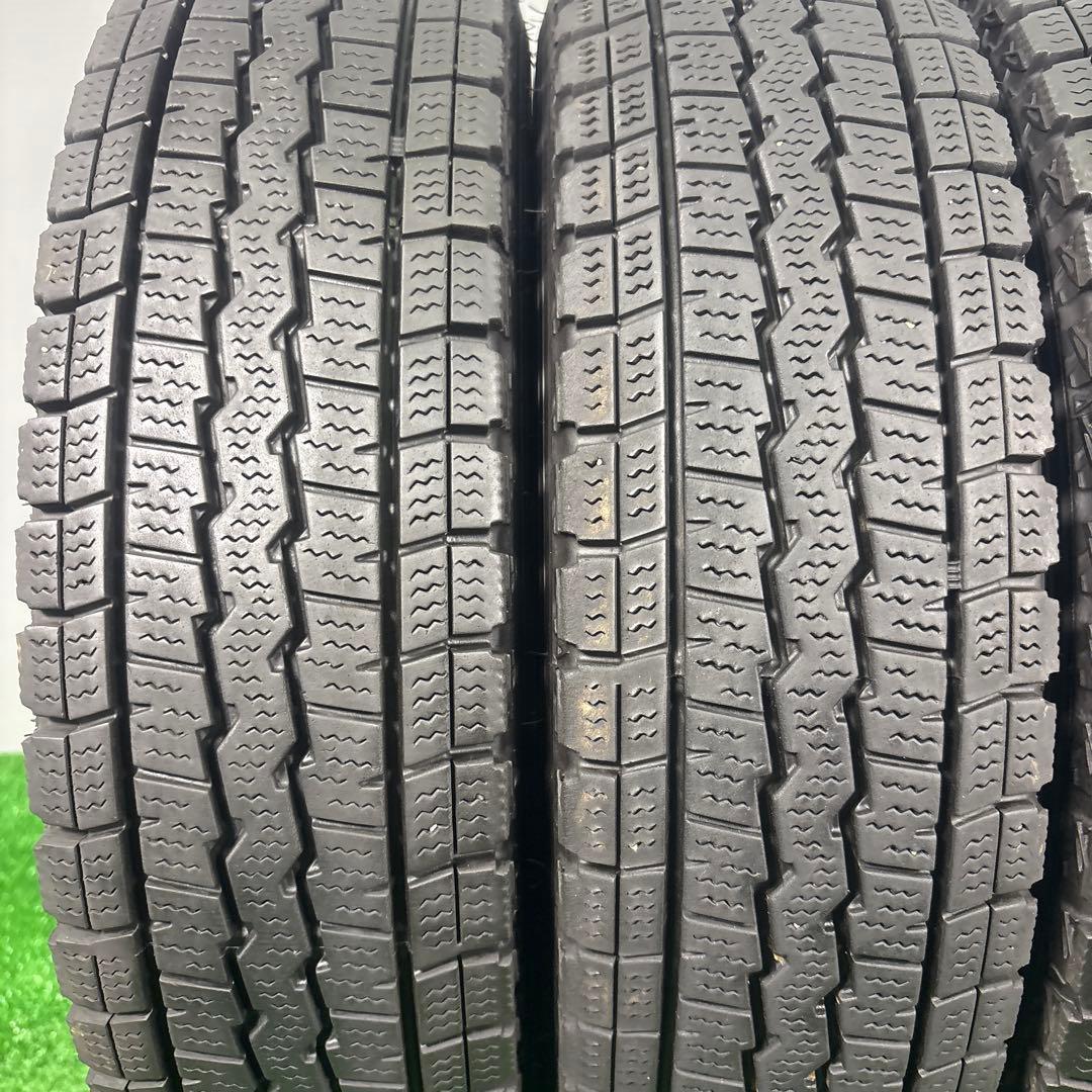 145R12 LT ダンロップ SV01 4本 送料無料 冬タイヤ T1746