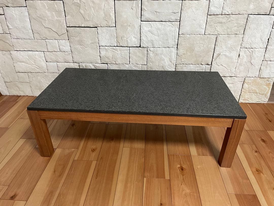 クラスティーナ　Crastina センターテーブル　リビングテーブル　天板御影石