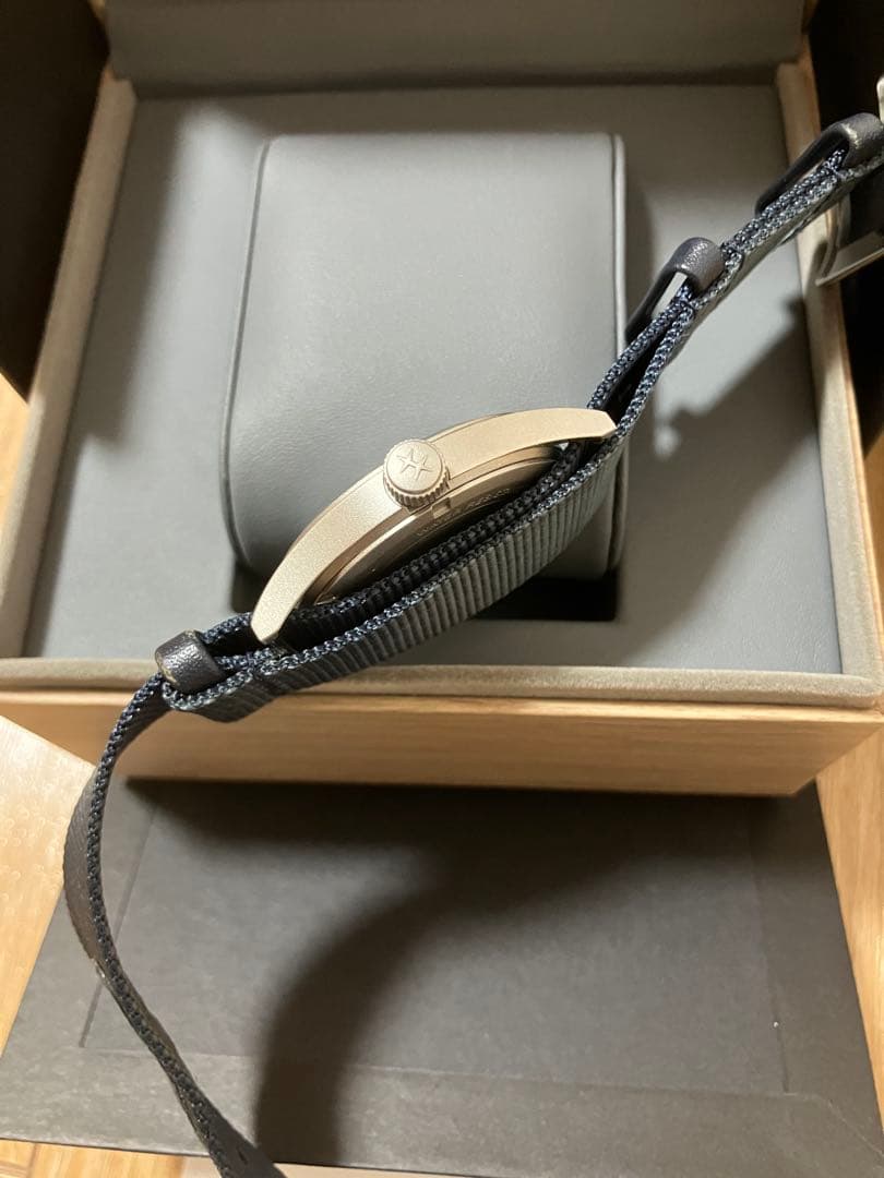 ハミルトン　カーキフィールドクオーツ　H69401940