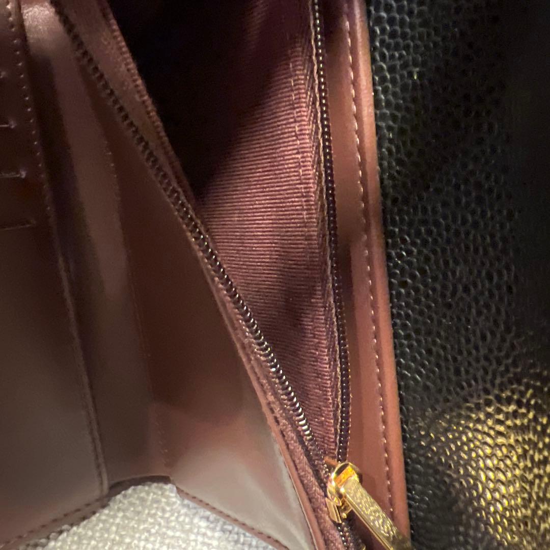 シャネル　三つ折り財布