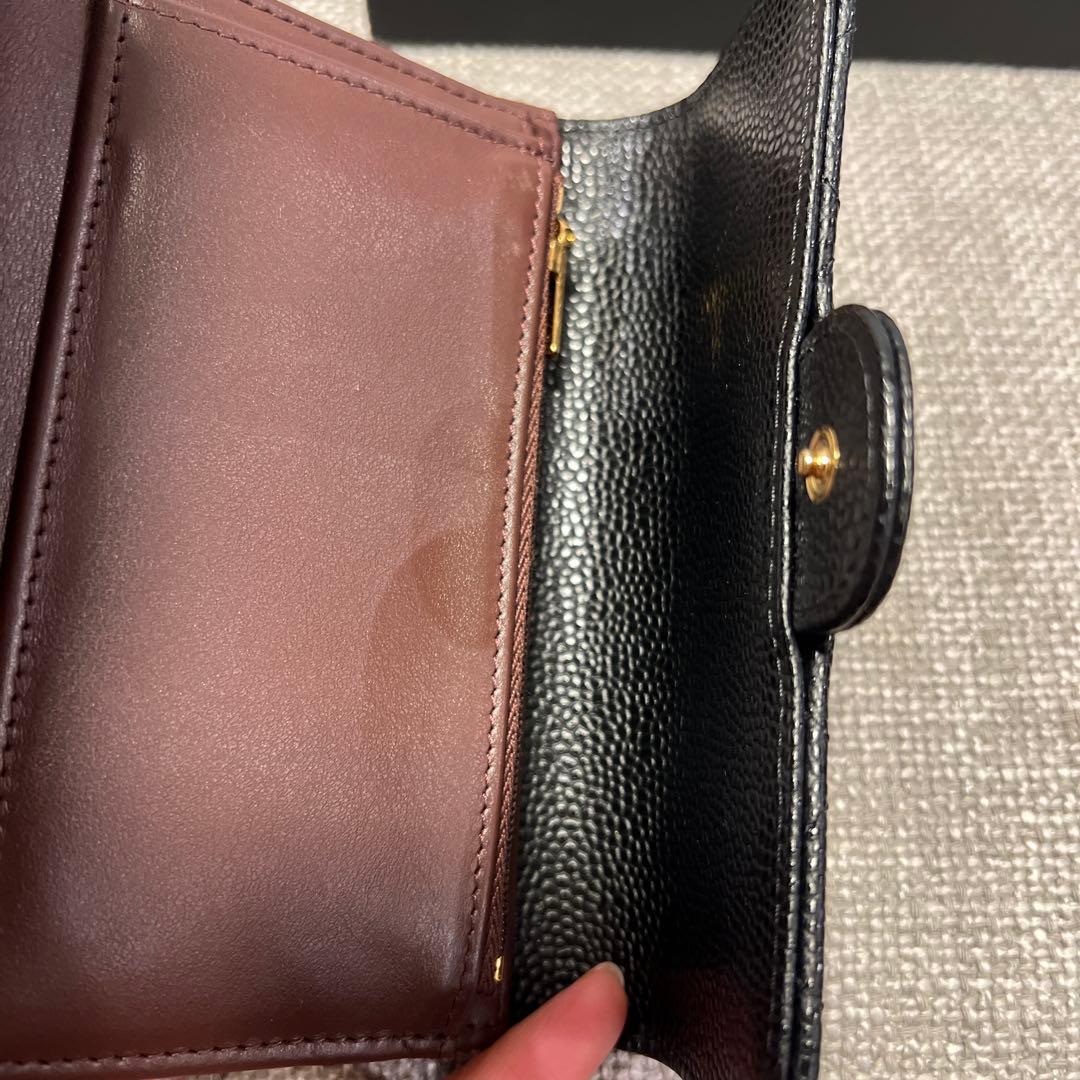 シャネル　三つ折り財布