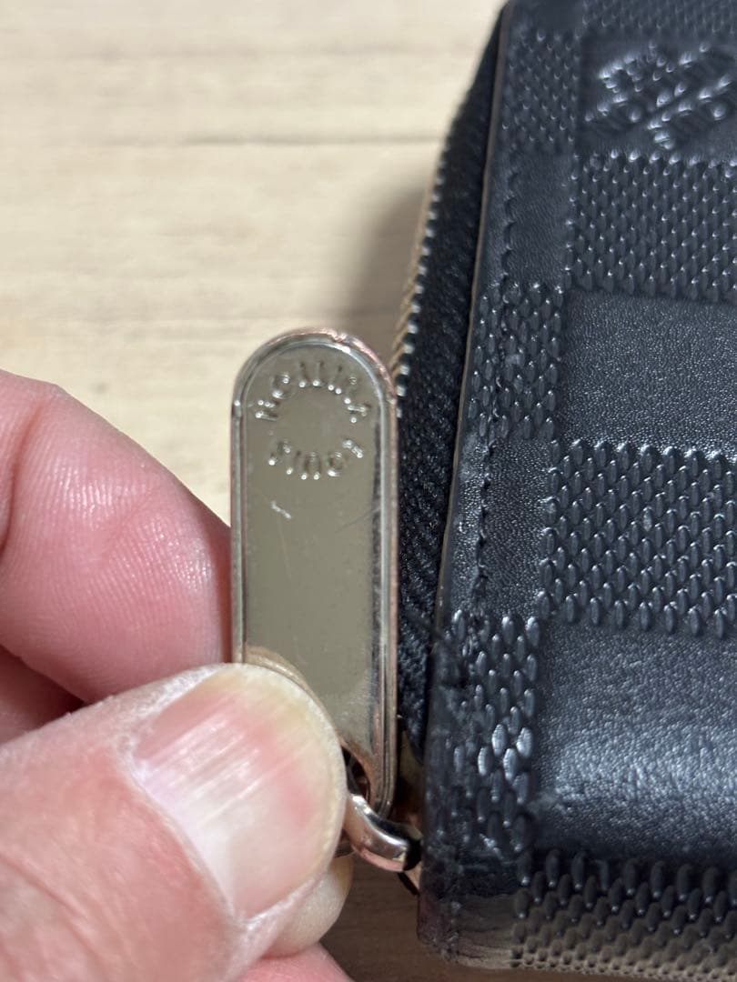 ルイ・ヴィトン　ダミエキャンバス ブラック長財布