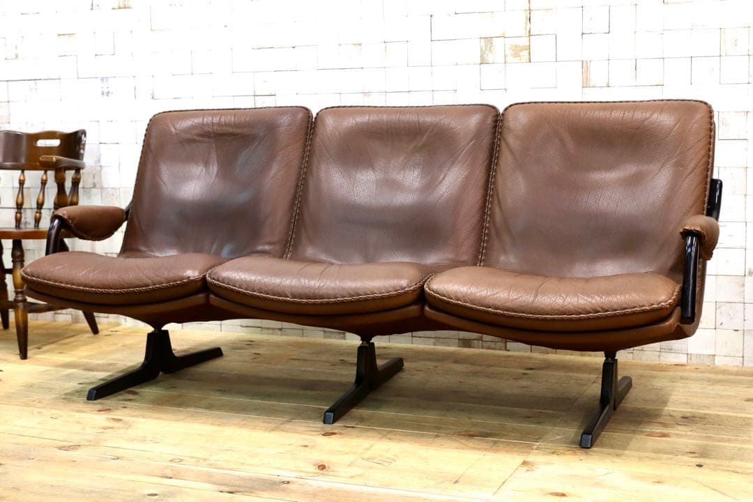 GMIO161C○BERG Furniture / ベルグファニチャー 3人掛け