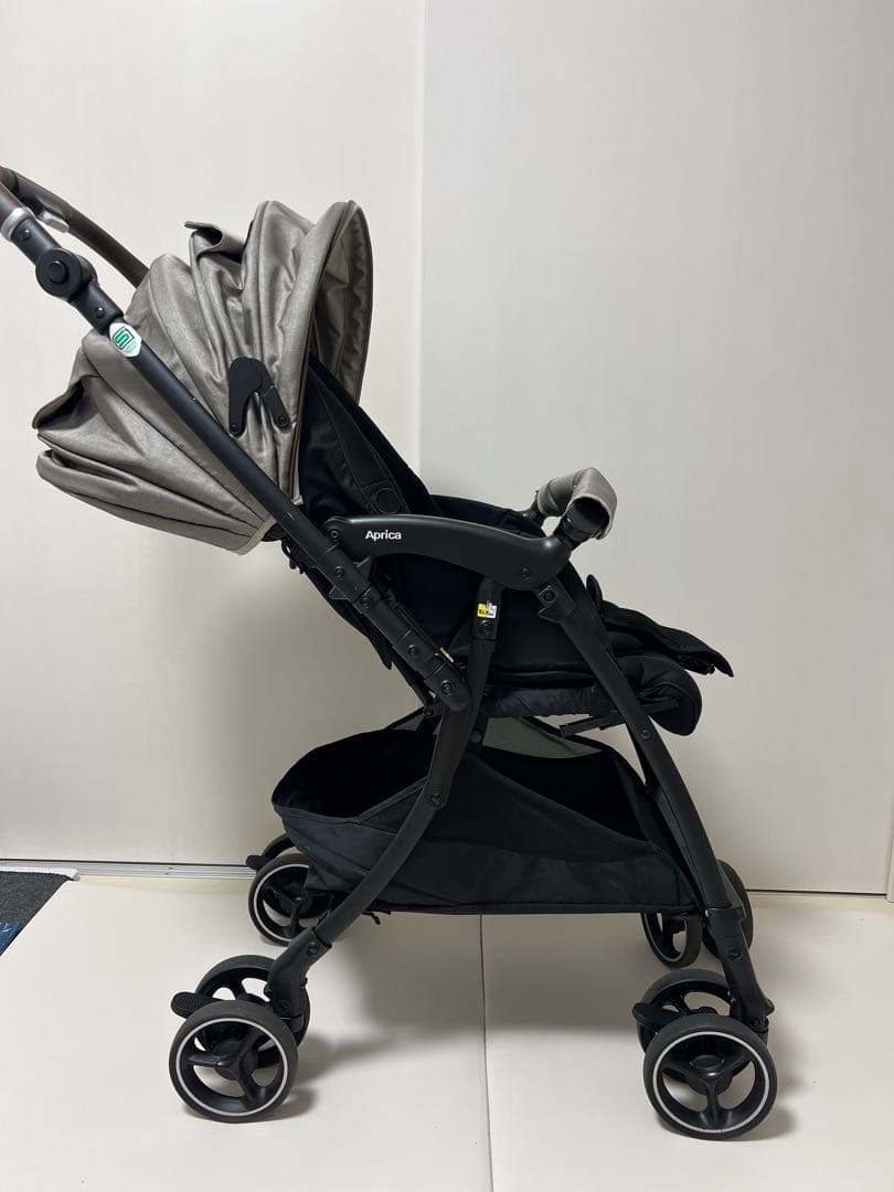 Aprica ベビーカー ラクーナ クッション フリー プラス 【2024年】