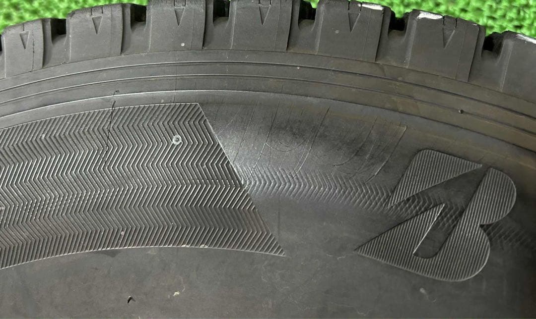 スタッドレスタイヤ 15インチ 2本セット hiace