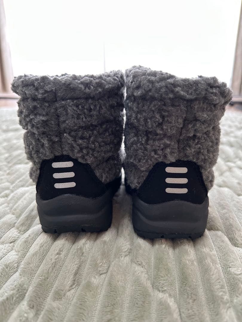 【未使用】THE NORTH FACE ヌプシ　ブーティ　キッズ　14センチ