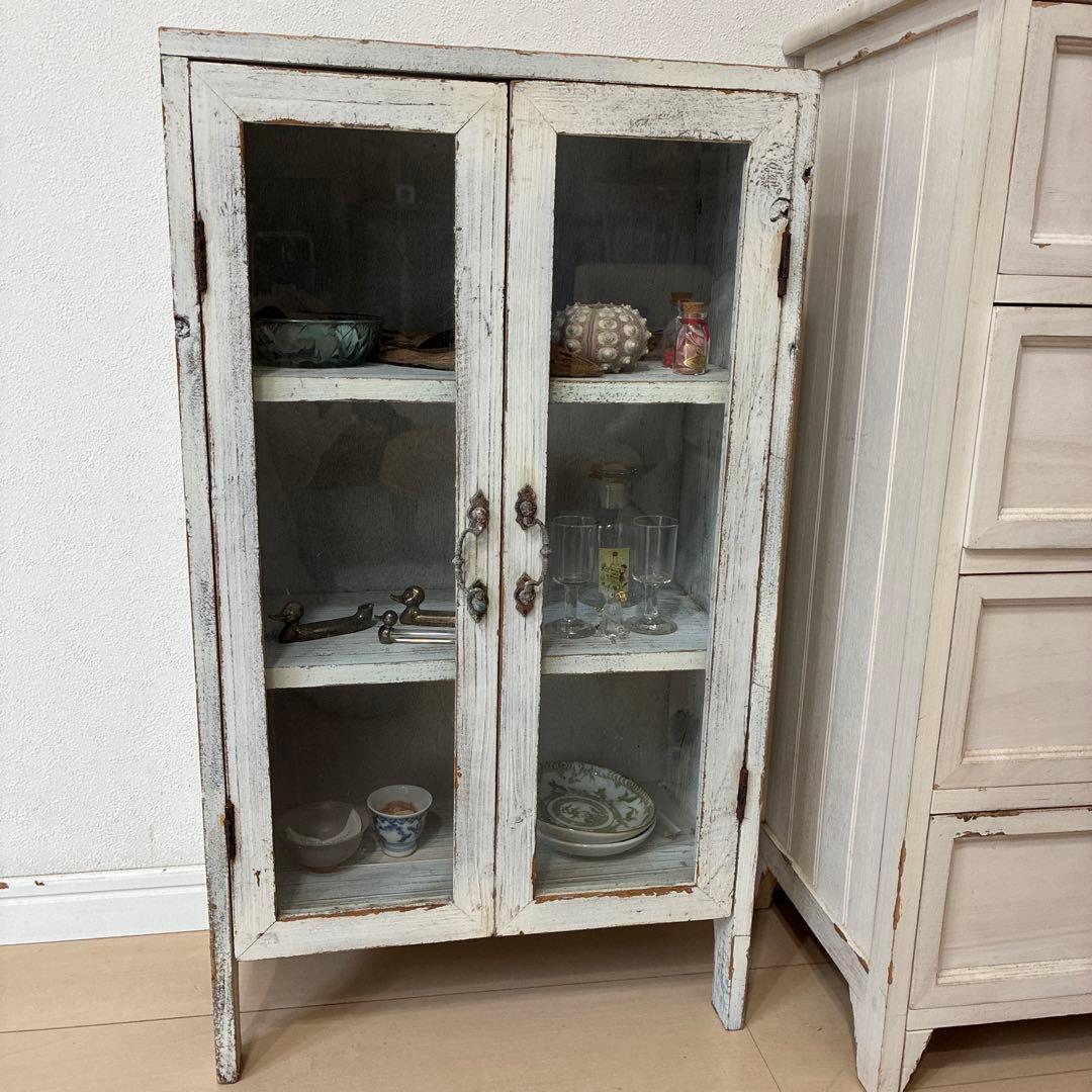 ヴィンテージ ガラスキャビネット ※本体のみ。中身は付きません