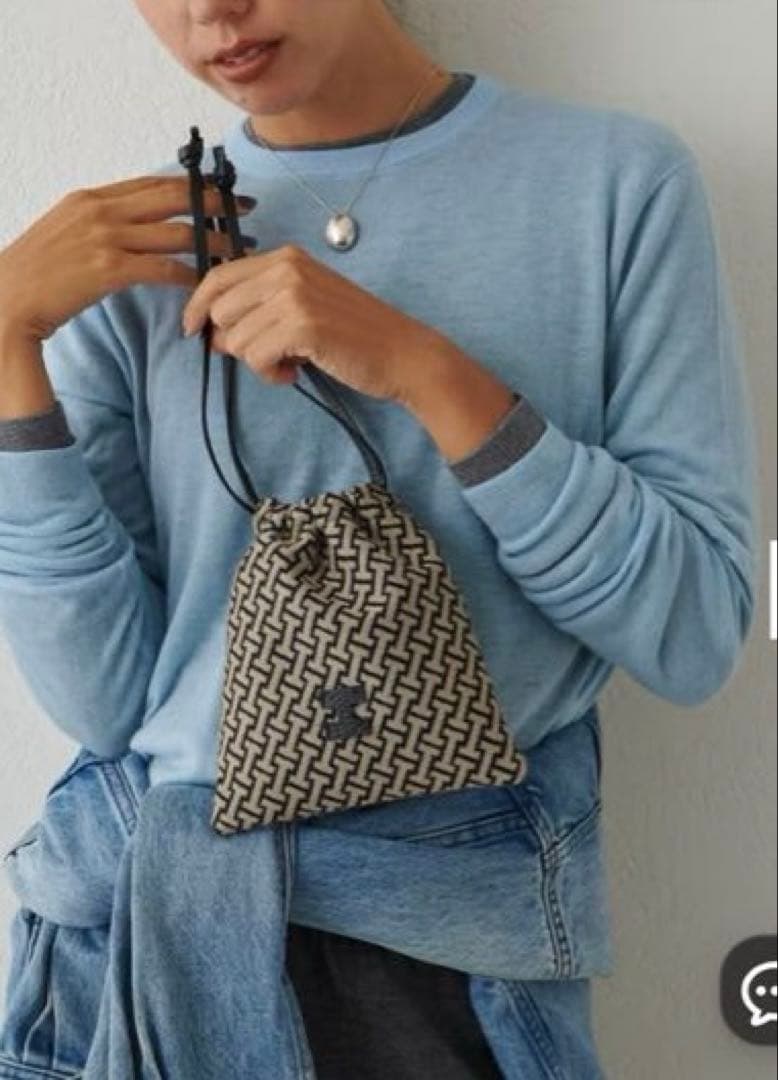 iacucci モノグランマ ポーチ