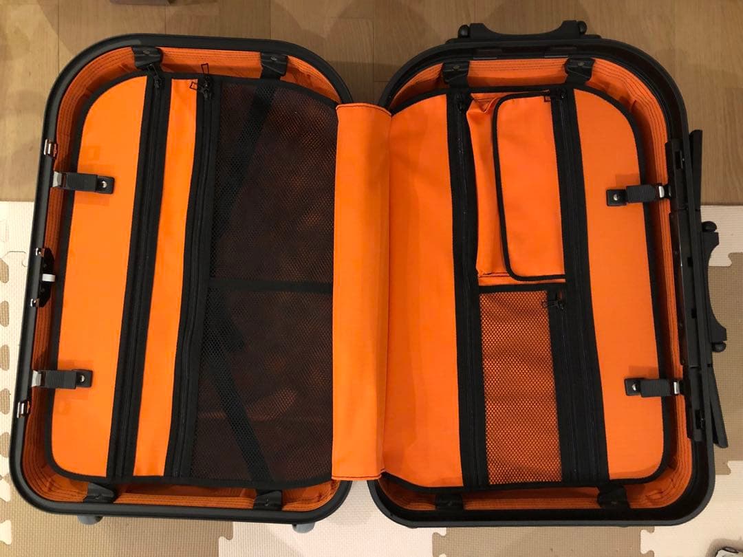 新品　オゾンロックス×ボードマスター　スーツケース　キャリーバッグ