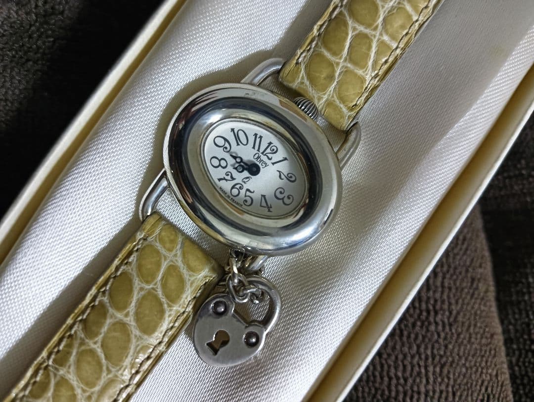 稼働品　Obrey　オブレイ　銀無垢　SOLID SILVER　腕時計　♡南京錠