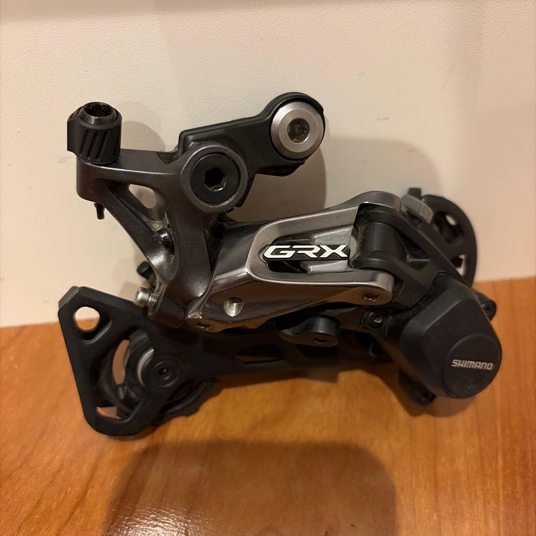 シマノ GRX RD-RX812 リアディレイラー シルバー/ブラック 11s