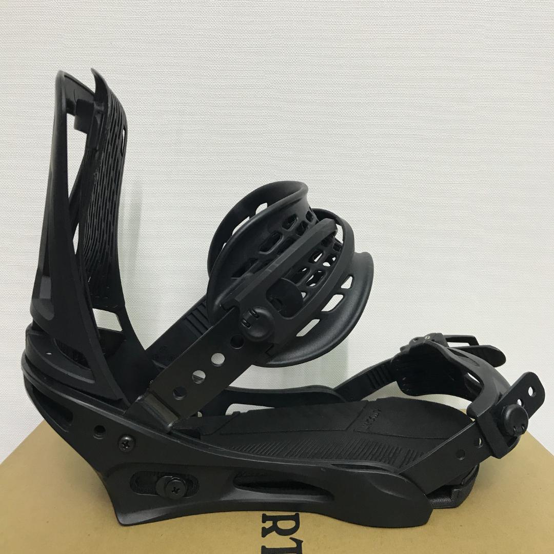 美品■2025年式■BURTON GENESIS ビンディング バインディング