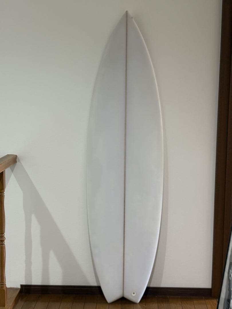 【PU】5’11 パフォーマンス系 サーフボード スワローテール