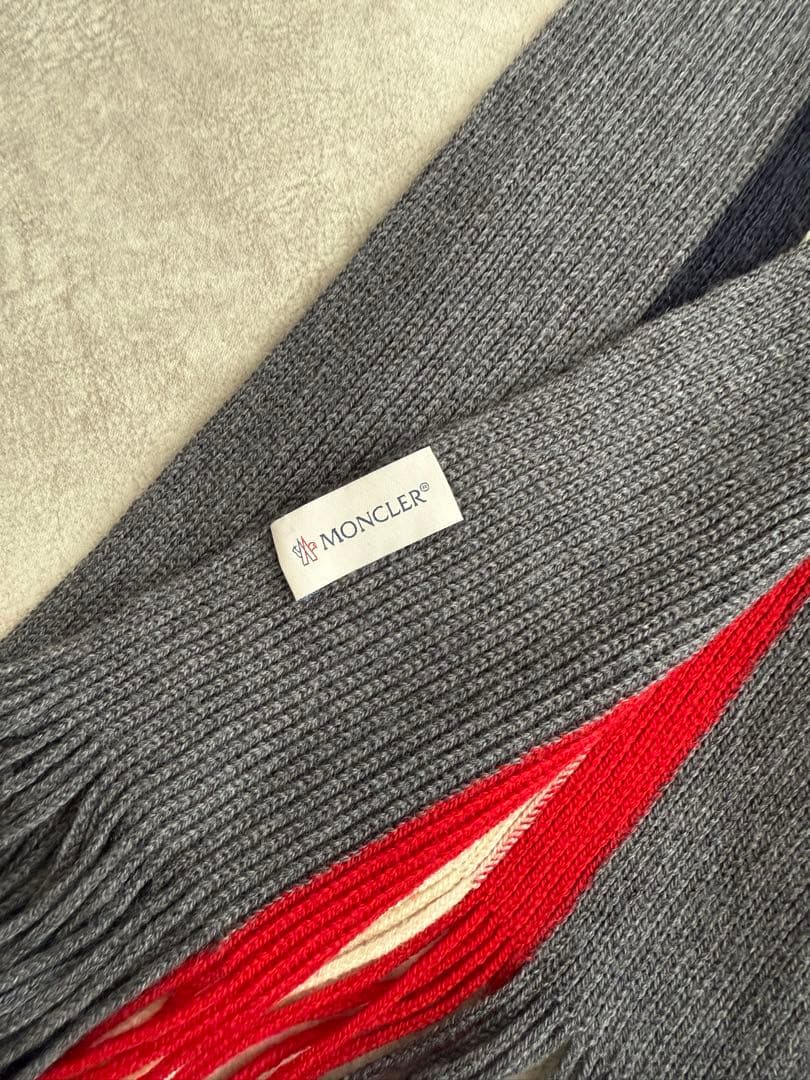 ひ*ろ様 MONCLER ストライプマフラー グレー