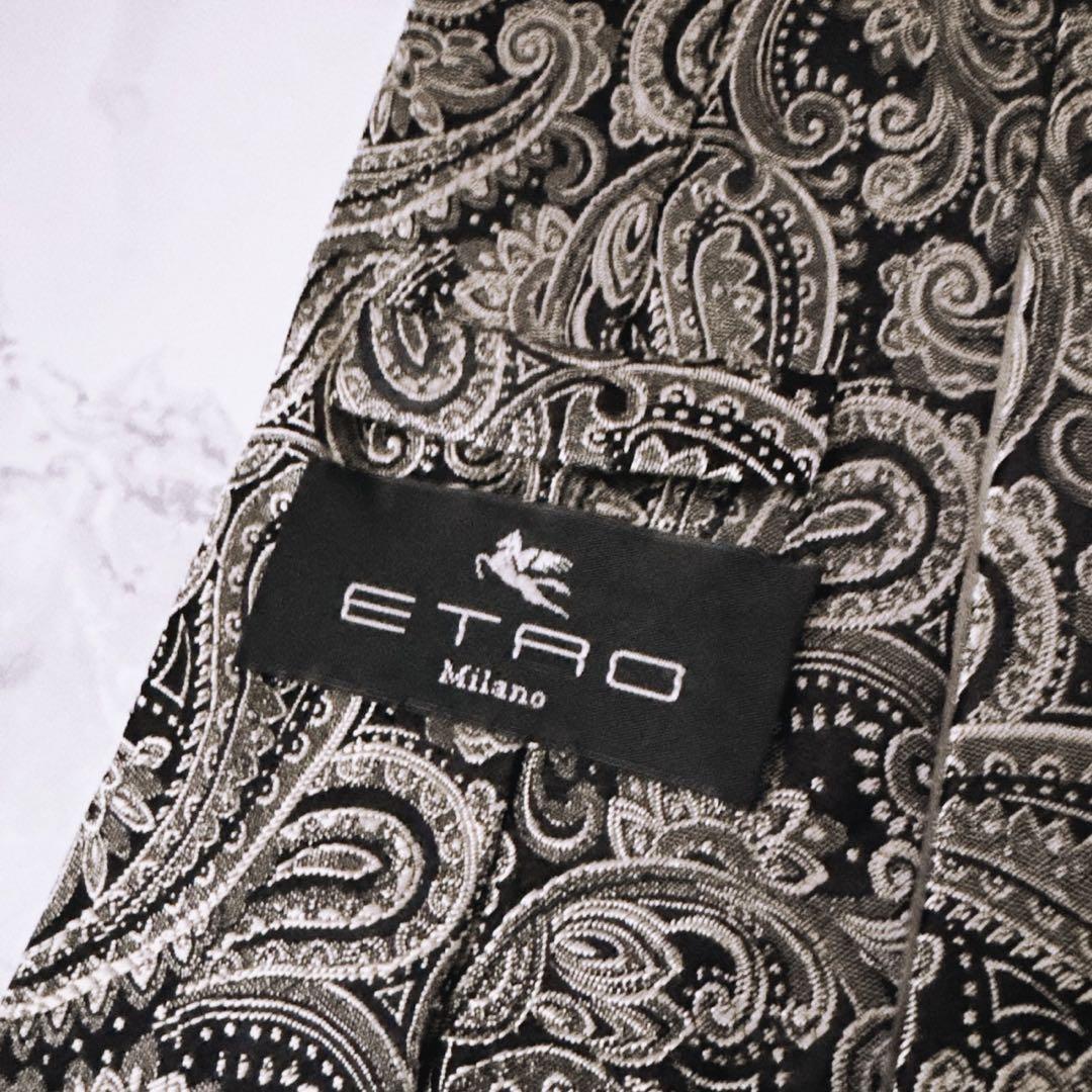 ✨美品✨エトロ　高級感あふれるペイズリー柄　ブラック　ネクタイ