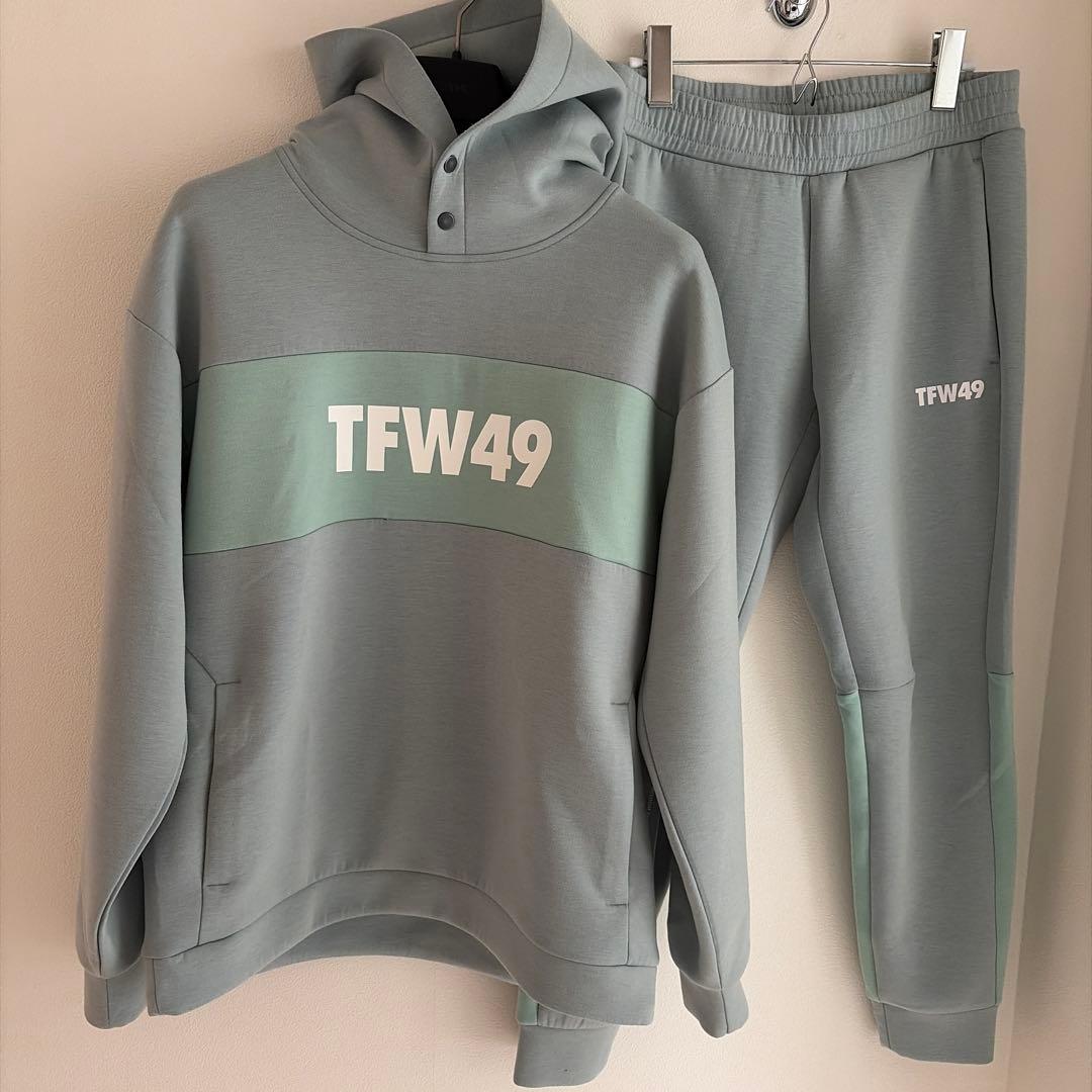 TFW49 フーディー・パンツセット