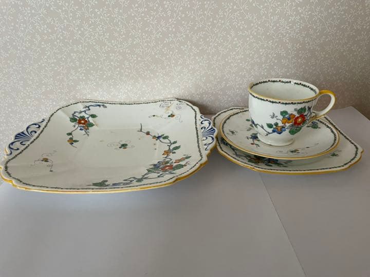 Shelley ティーカップ トリオ 6客セット  +  プレート 1枚