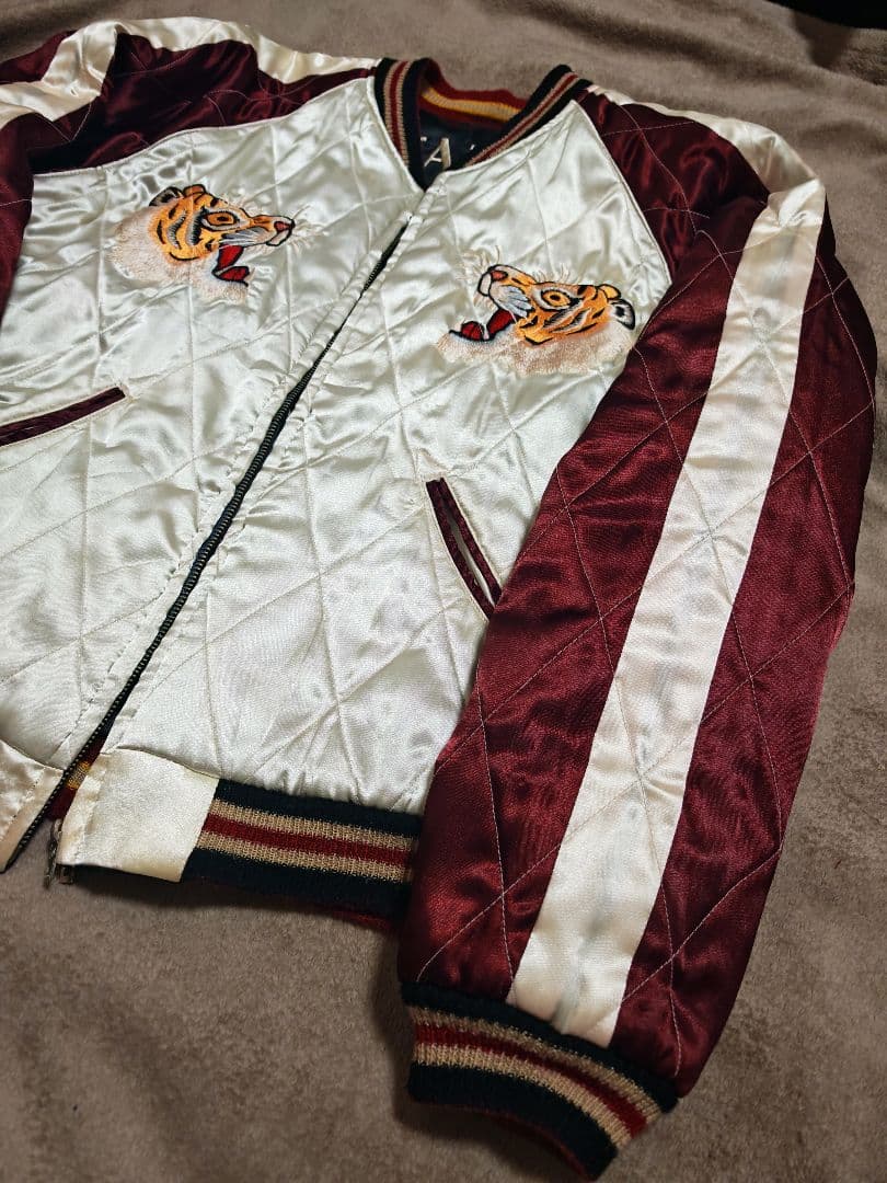 テーラー東洋 ２面用 虎龍 地図 日本限定 スカジャン vintage サテン