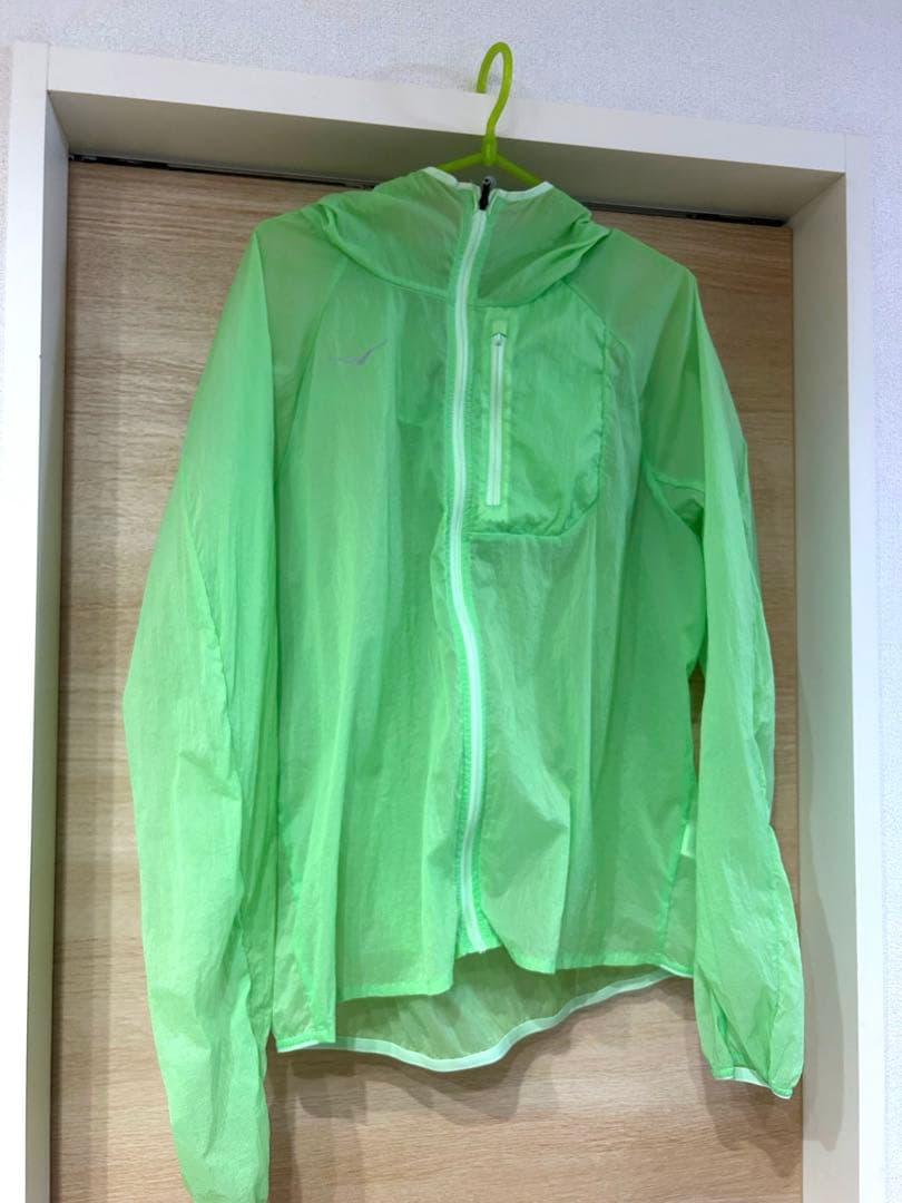 ウォーキング・ランニングウェア Hoka skyflow jacket