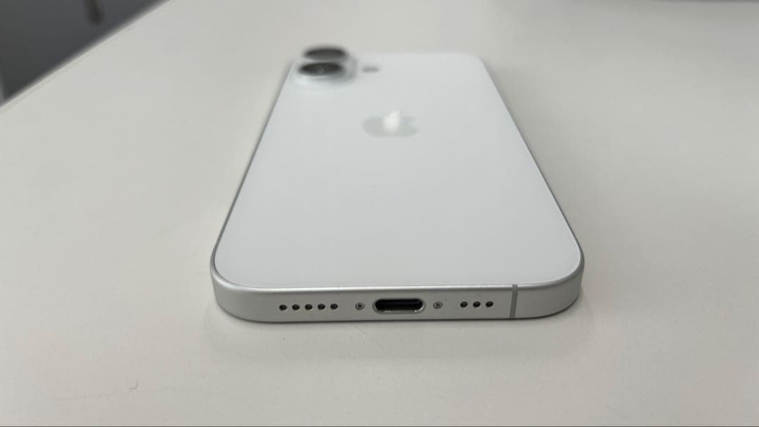 Apple iPhone 16 ホワイト 本体
