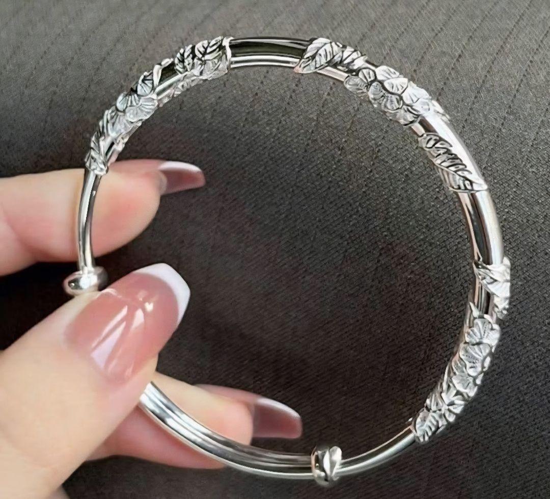 シルバー製 S999フローラル ブレスレット蝶のチャーム付き錆防止サイズ調整可能