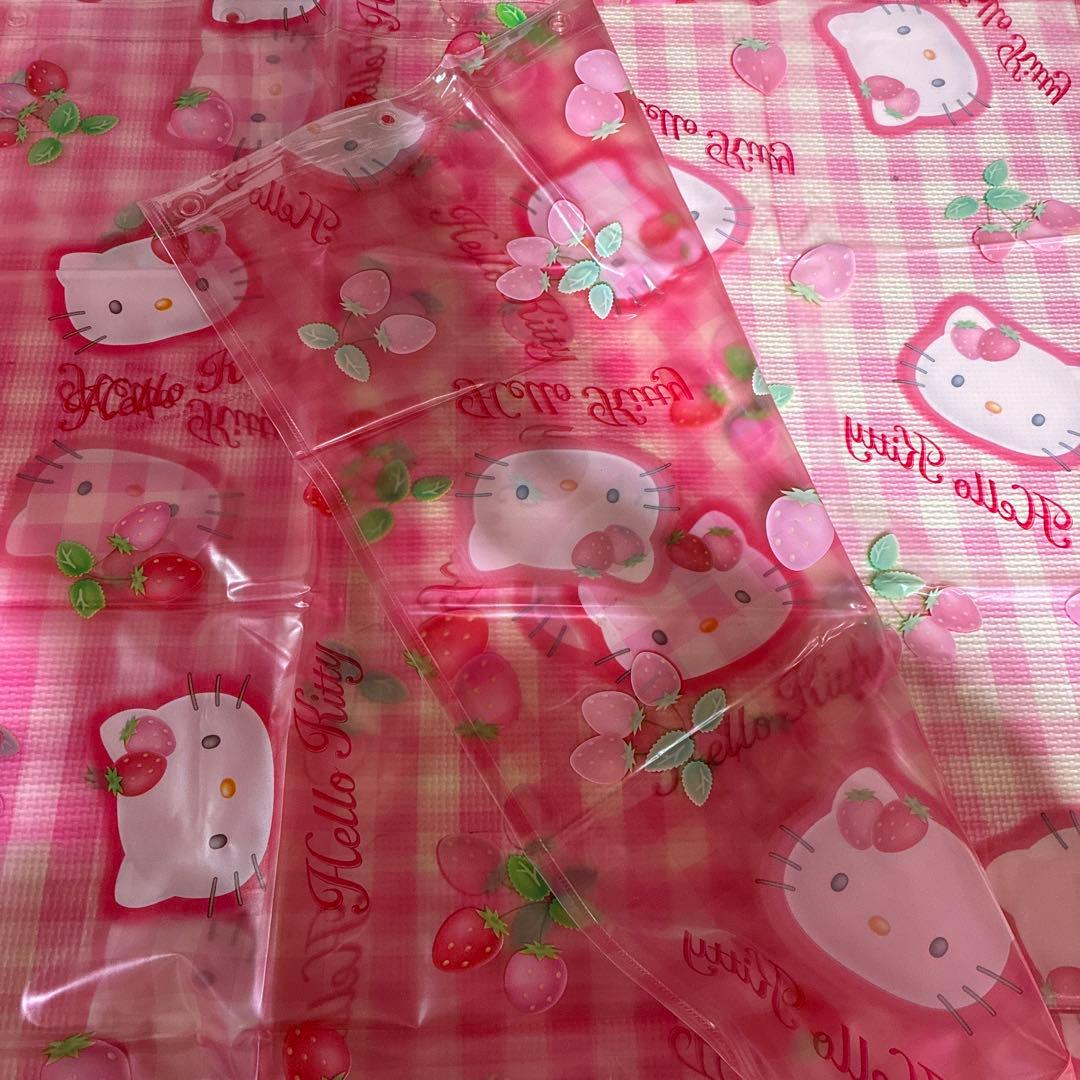 激レア 苺キティ シャワーカーテン キティ 2枚セット