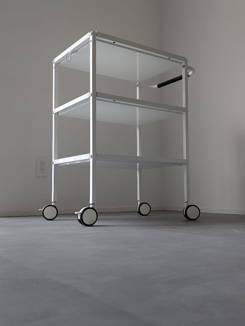 USED/スチール ワゴンラック メディカルワゴン モダン サロンワゴン