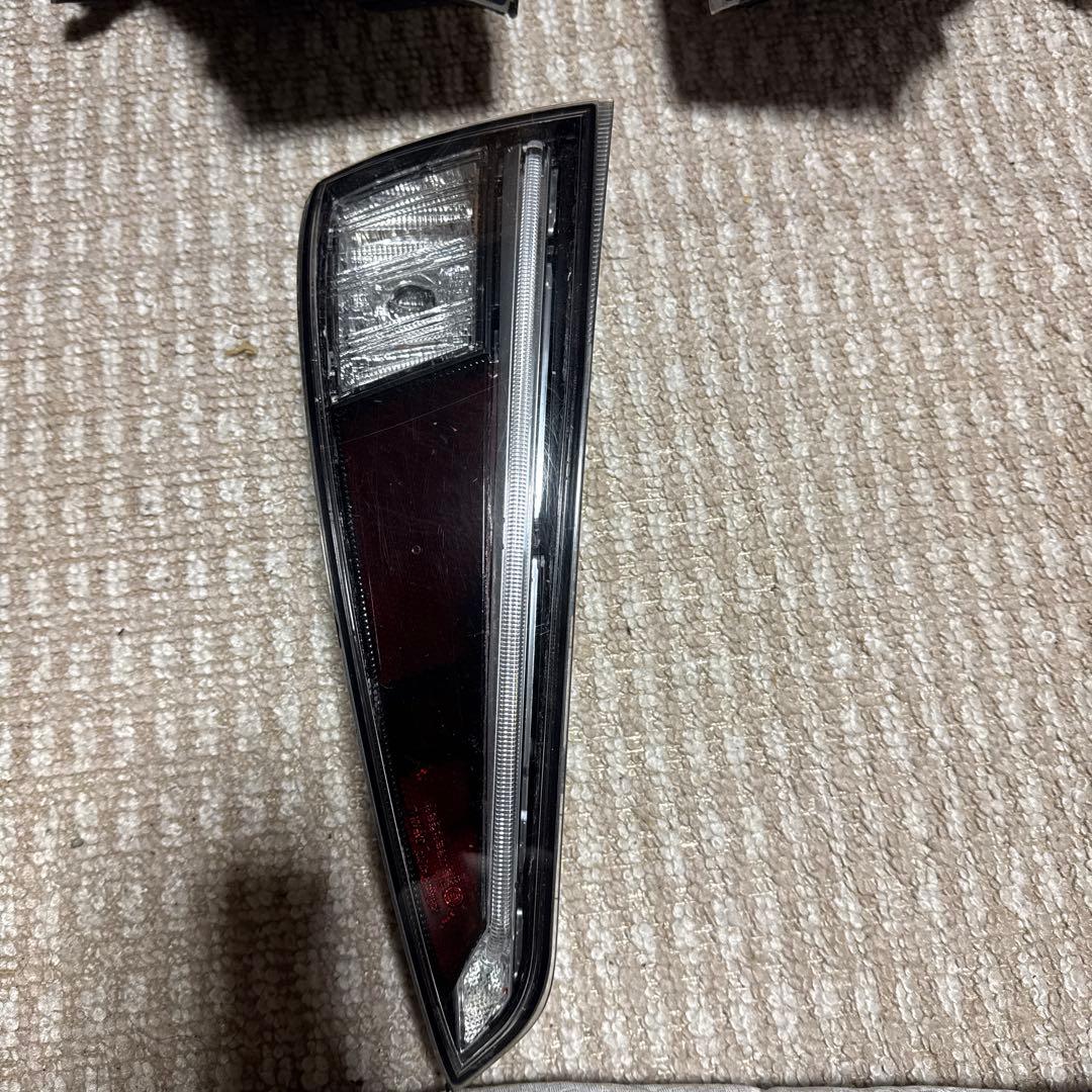 りおなさん専用。50プリウス前期クリアテールインナーブラック！寒冷地仕様！