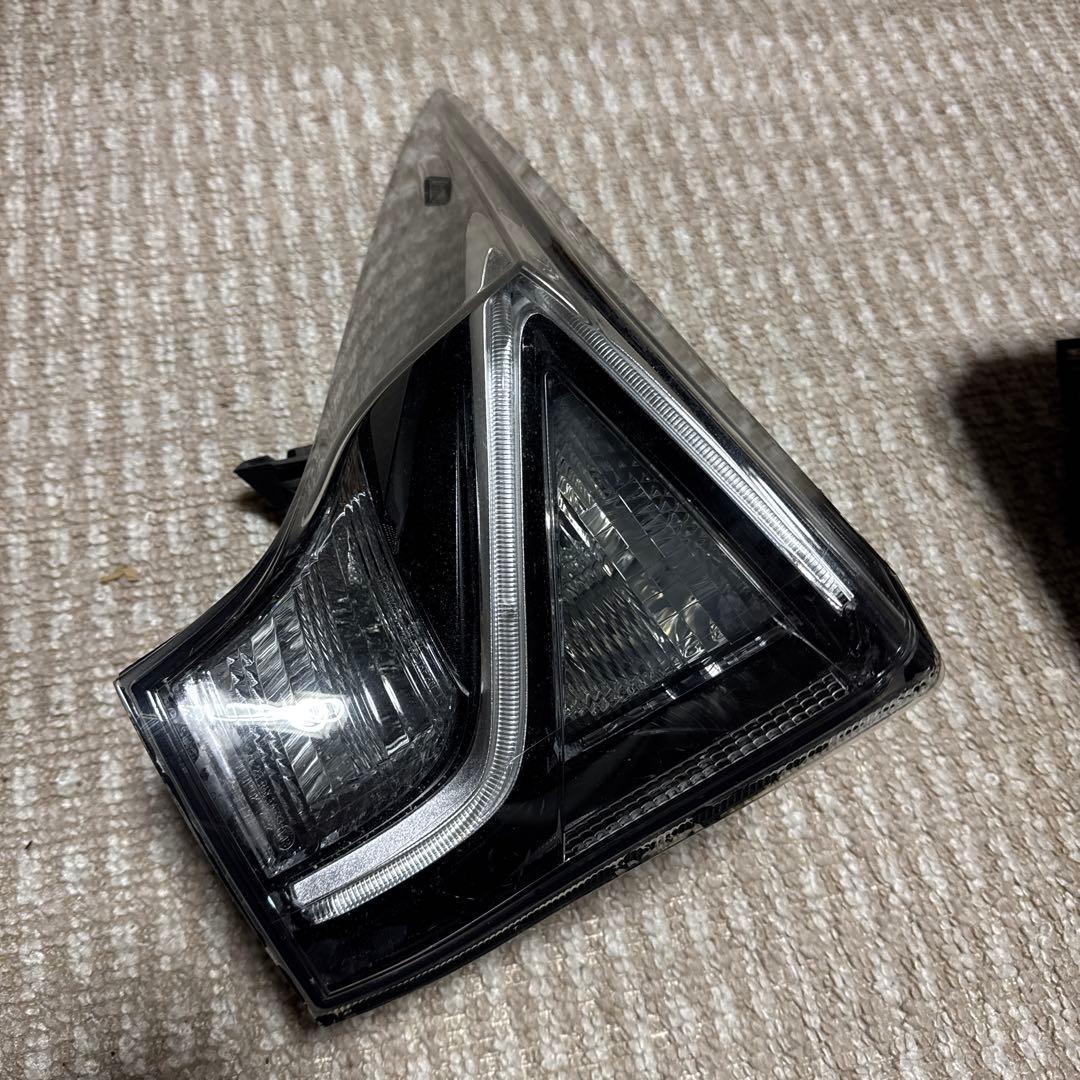 りおなさん専用。50プリウス前期クリアテールインナーブラック！寒冷地仕様！