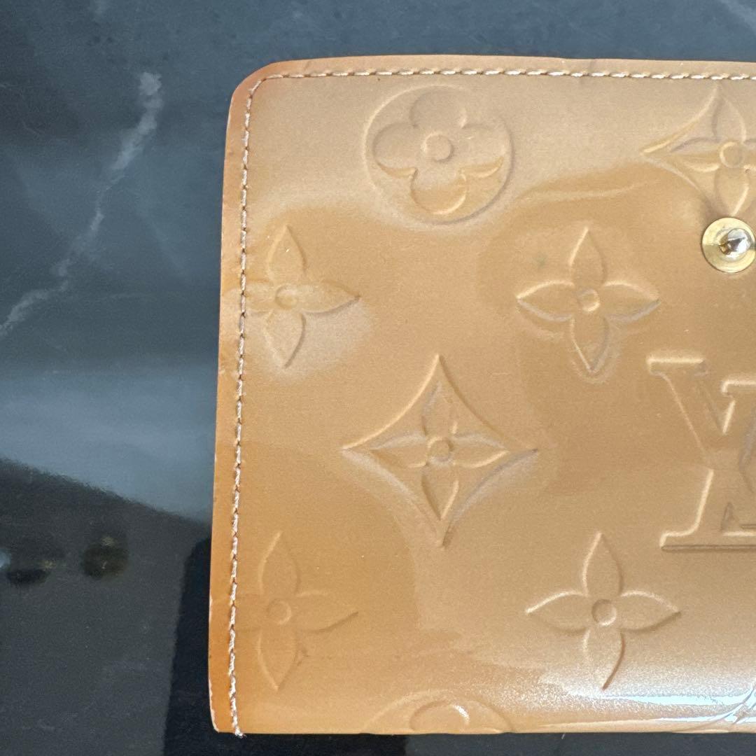 ルイヴィトン　ヴェルニ　二つ折り財布
