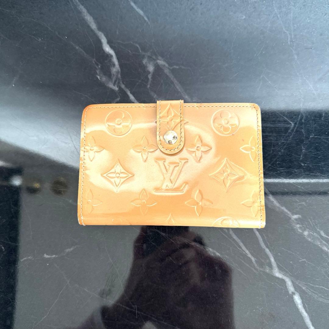 ルイヴィトン　ヴェルニ　二つ折り財布