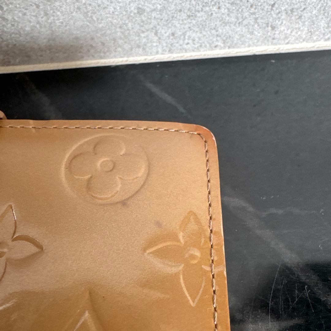 ルイヴィトン　ヴェルニ　二つ折り財布
