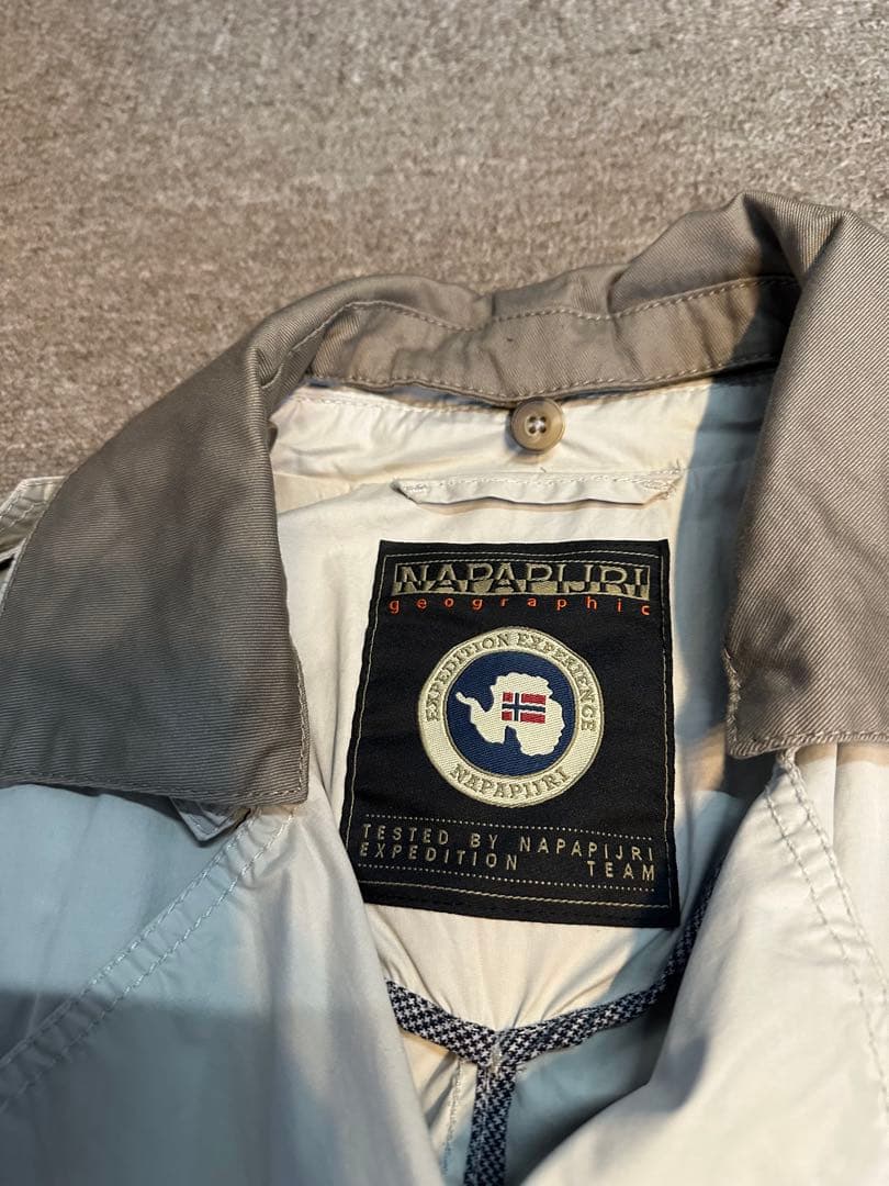 NAPAPIJRI ライトグレー トレンチコート　S