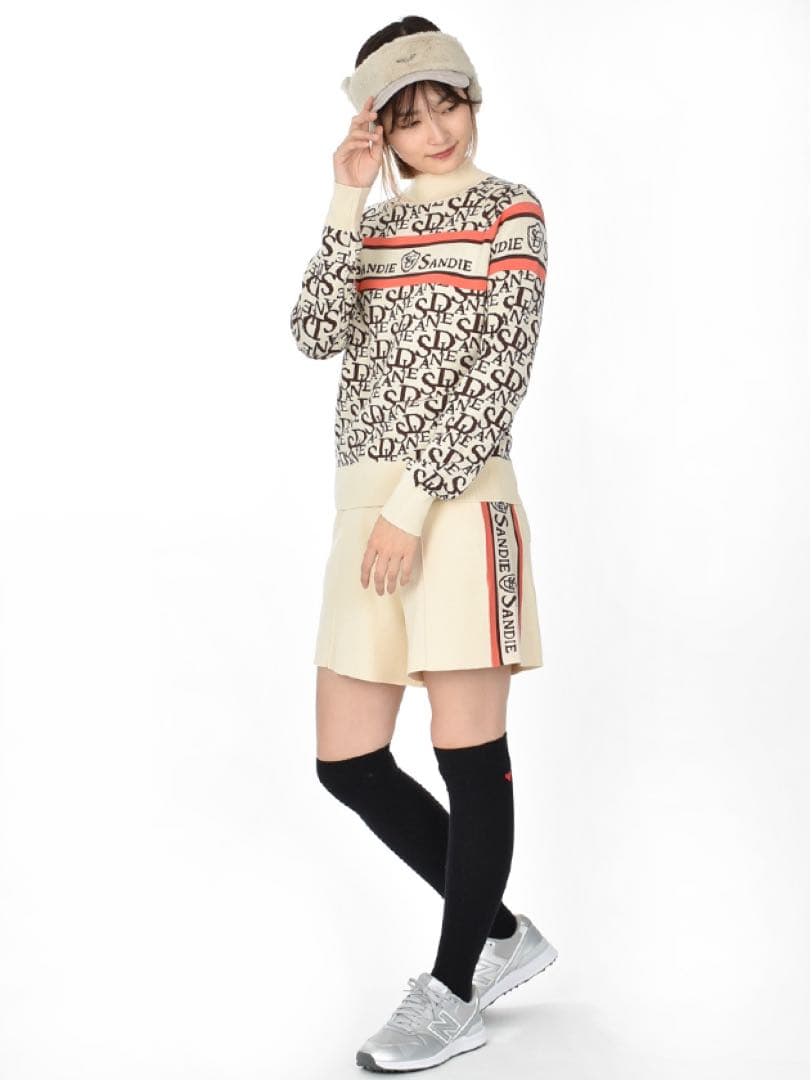 Sandie セットアップ　ロゴジャガードモックネックニット　ショートパンツ