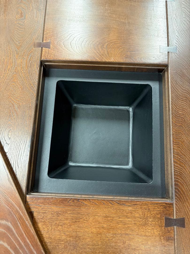 囲炉裏　ダイニング　座卓　天然木　無垢材　南部鉄