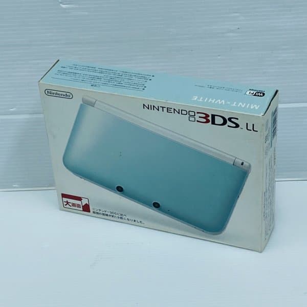 ★未使用品★極美品ニンテンドー3DS LL　ミント×ホワイト生産終了 訳