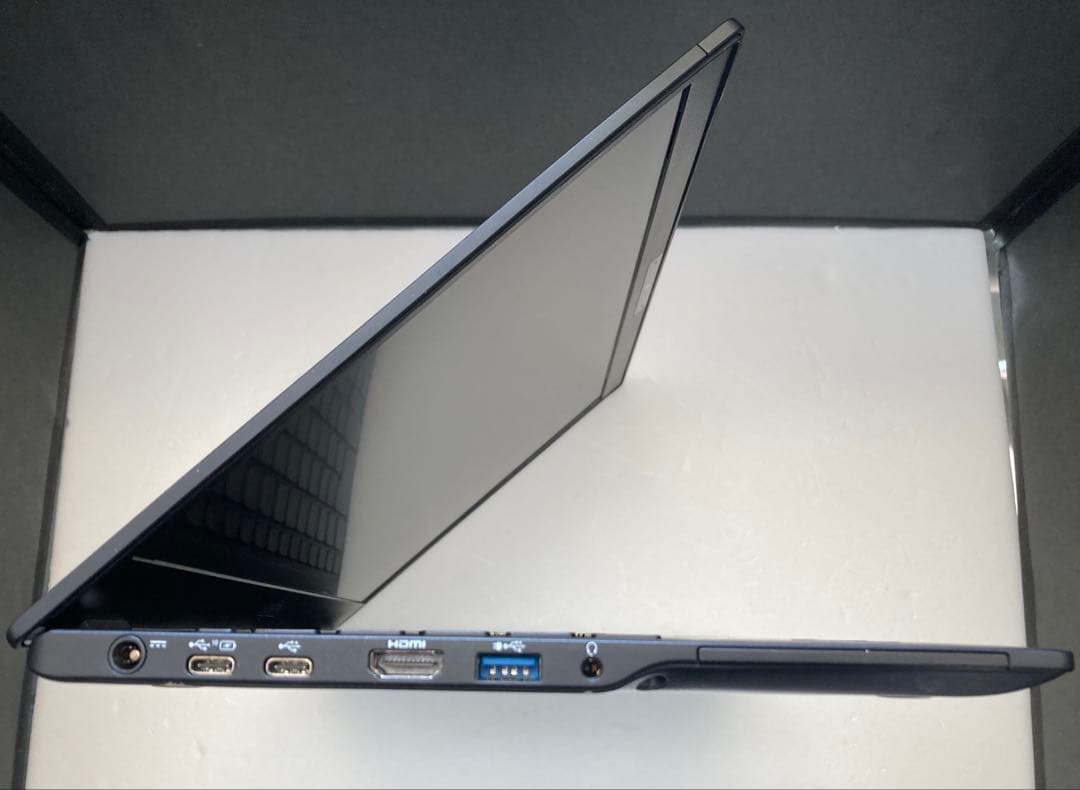 富士通LIFEBOOK U939/B i5-8365U 8GB/256GB